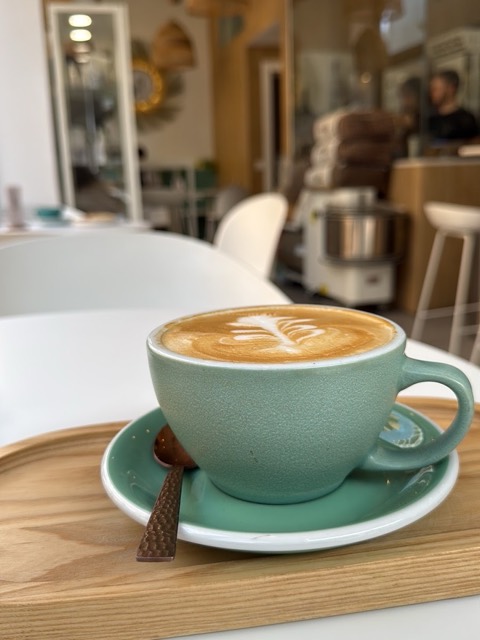 BENO - Coffee Roasters & Artisanal Bakery — the food and the room