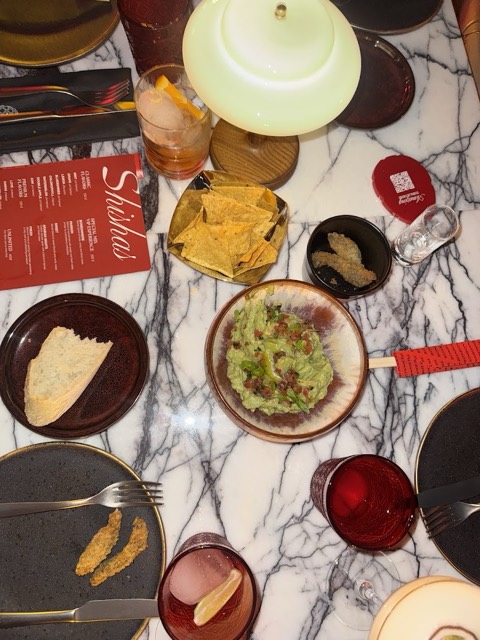 Bonbonniere Marbella — the food and the room