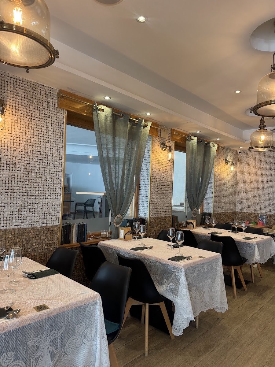 BORSCH, Puerto Banús & Nueva Andalucía