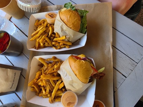 Bully Bunz — the food and the room