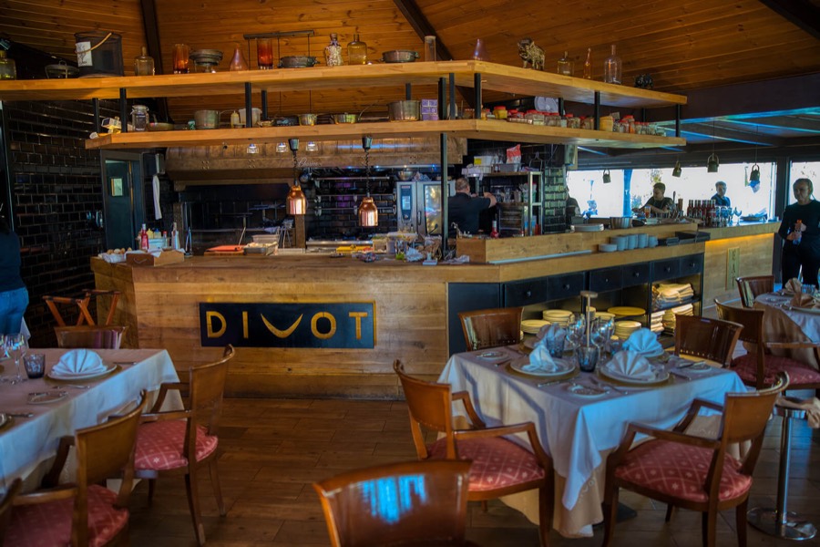 DIVOT Gastro Grill, Puerto Banús & Nueva Andalucía