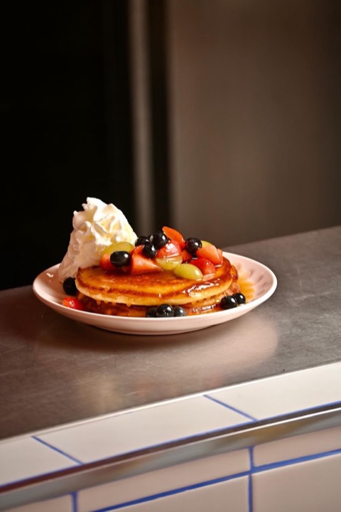 Margot’s Marbella — the food and the room