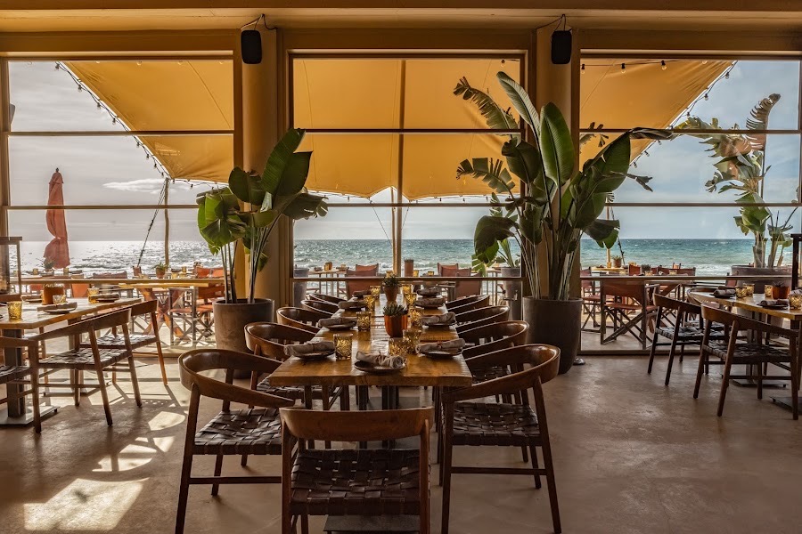 Oyana Beach Club & Restaurant, Marbella East
