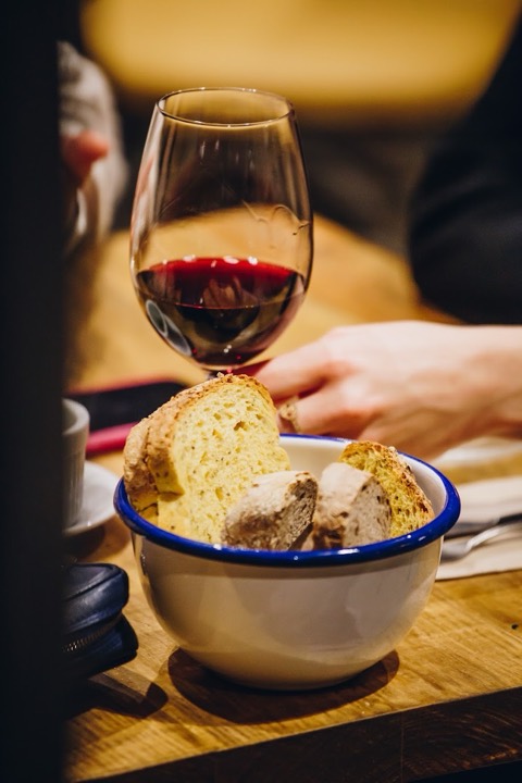 Restaurante Atípico San Pedro — the food and the room