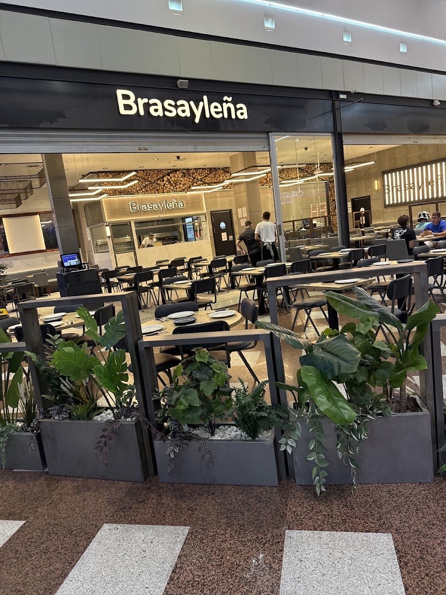 Restaurante Brasayleña La Cañada Shopping, Marbella