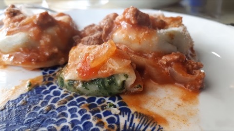 Restaurante Entre Olivos — the food and the room