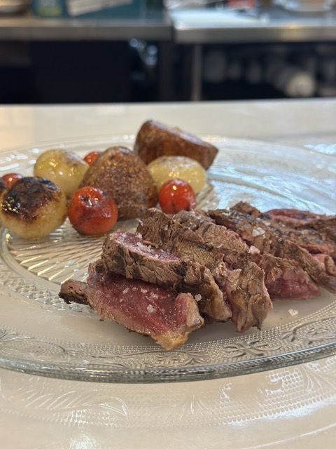 Restaurante Isabella Al Carbón — the food and the room