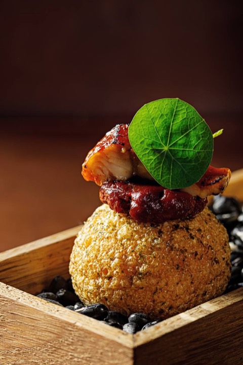 Restaurante Samna — the food and the room