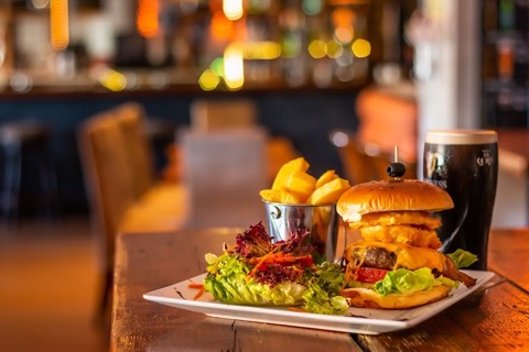 The Hogan Stand — the food and the room