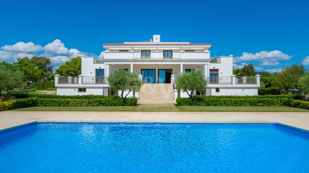 Villa asking €8,500,000 in Guadalmina Alta, Marbella