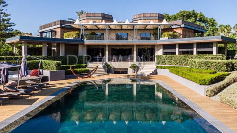 Villa für 9.900.000 € in Guadalmina Baja, Marbella