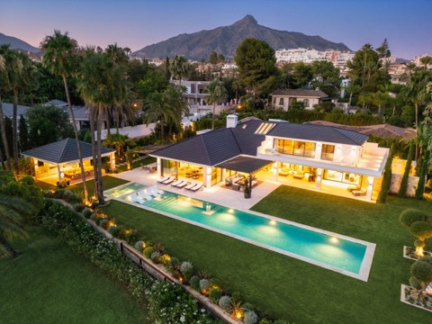 Villa für 19.500.000 € in Nueva Andalucía, Marbella