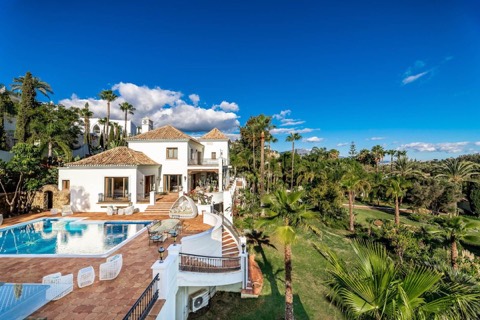 Villa asking €13,950,000 in Paraiso Alto, Marbella