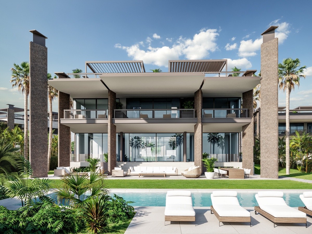 Villa asking €8,800,000 in Puerto Banús, Marbella